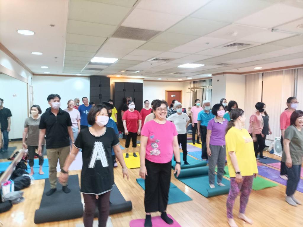 114年5月1日每週四19:30-21:00起在亞太鹿港渡假村(健康拉筋班)正式開課
